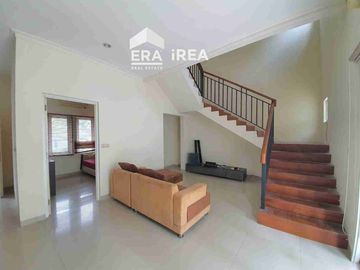 rumah disewakan solo barat di komplek  exclusive  di gonilan  kartasura
