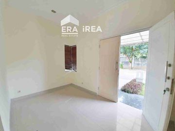 rumah disewakan solo barat di komplek  exclusive  di gonilan  kartasura