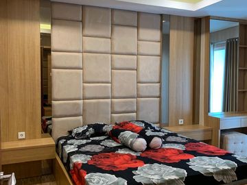 Disewakan condominium greenbay 2bedroom full furnish hadap laut bagus