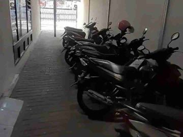 Kutisari Selatan Tenggilis Mejoyo Surabaya Jual Rumah Kost Aktif 1.5 Lantai SHM IMB