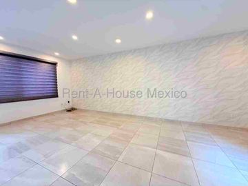 Renta Casa 3 Habitaciones con Amenidades Altos del Marques APT