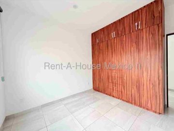 Renta Casa 3 Habitaciones con Amenidades Altos del Marques APT