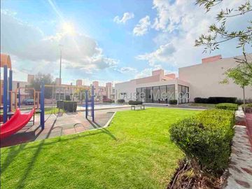 Renta Casa 3 Habitaciones con Amenidades Altos del Marques APT