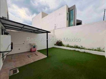 Renta de Casa 3 Habitaciones con Amenidades Valle de Juriquilla APT