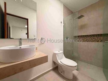 Renta de Casa 3 Habitaciones con Amenidades Valle de Juriquilla APT