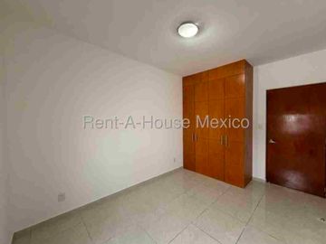 Renta de Casa 3 Habitaciones con Amenidades Valle de Juriquilla APT