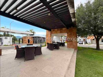 Renta de Casa 3 Habitaciones con Amenidades Valle de Juriquilla APT