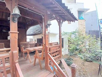 Villa Hook 344 m² Dekat Aston Inn Batu – 8 Kamar + View Gunung & Kota