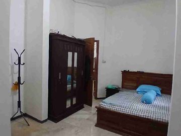 Villa Hook 344 m² Dekat Aston Inn Batu – 8 Kamar + View Gunung & Kota