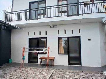 Villa Hook 344 m² Dekat Aston Inn Batu – 8 Kamar + View Gunung & Kota