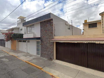 VENTA DE CASA EN PUEBLA COL JARDINES DE SAN MANUEL