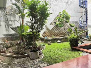 Dijual Rumah Raya Satelit Surabaya Barat