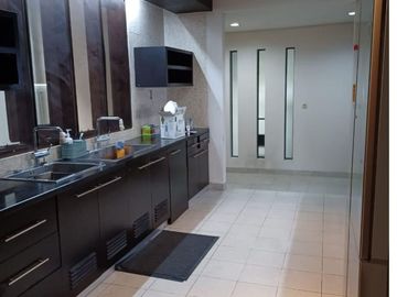 Disewakan Rumah di Menteng siap huni LB 700 M² LT 650M²