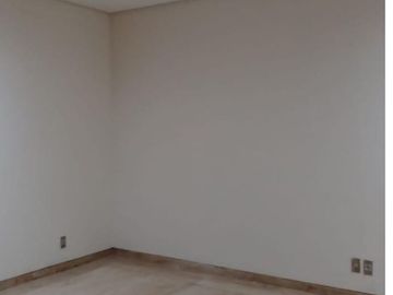 Disewakan Rumah di Menteng siap huni LB 700 M² LT 650M²