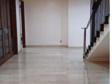 Disewakan Rumah di Menteng siap huni LB 700 M² LT 650M²