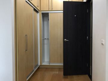 Two Bedroom Facing Inner Complex in One Serendra East Tower For Rent