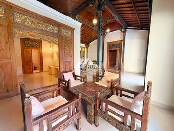 KBP0983 villa with joglo design in sanur