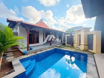 KBP0983 villa with joglo design in sanur