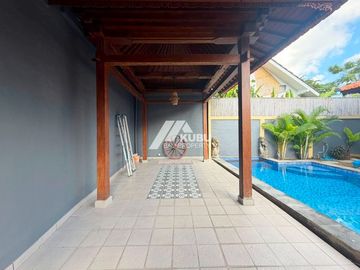 KBP0983 villa with joglo design in sanur