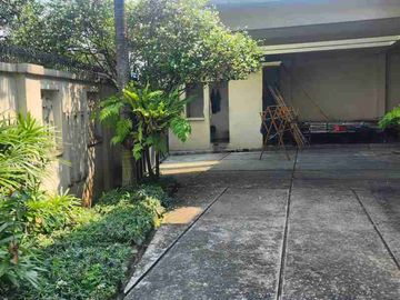 JUAL RUMAH DI MAMPANG PRAPATAN JAKARTA SELATAN