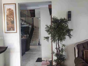 JUAL RUMAH DI MAMPANG PRAPATAN JAKARTA SELATAN