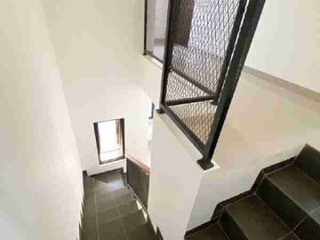 JUAL RUMAH MURAH STRATEGIS SIAP HUNI DEPOK