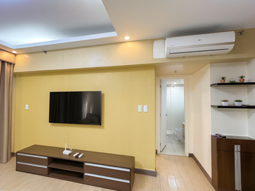 FOR RENT | 1-BR Fully Furnished Condo Unit