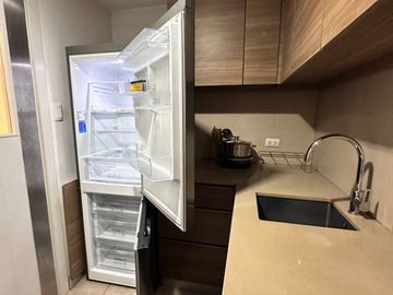 FOR RENT | 1-BR Fully Furnished Condo Unit
