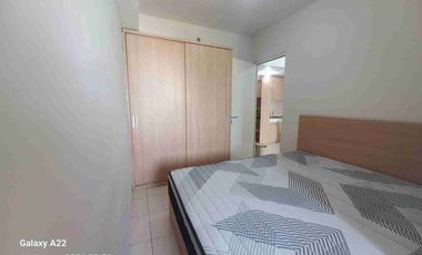 Disewakan apartemen full furnish di springlake Summarecon bekasi