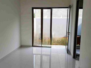 Dijual Cepat Rumah Dalam Cluster Dekat Tol Jatikarya Cibubur