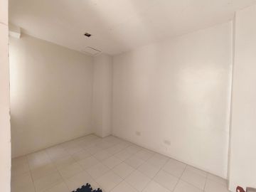 For Sale 3 Storey Modern Townhouse in Bahay Toro Project 8, Q.C. KSA  21M