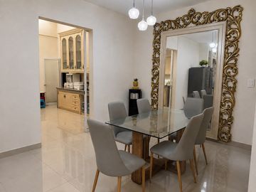 Dijual rumah sudah renovasi dan siap huni posisi Hoek di golf lake residence