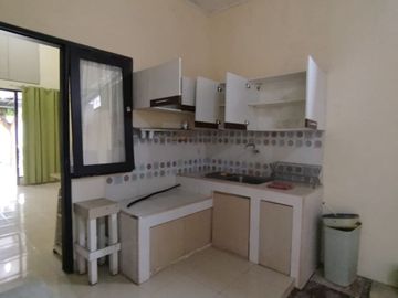 Disewa Rumah Semi Furnished 1 Lantai di Fortune Spring Graha Raya