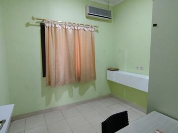 Disewa Rumah Semi Furnished 1 Lantai di Fortune Spring Graha Raya
