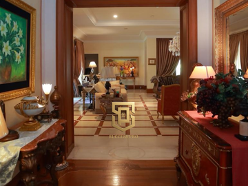 For Sell! Rumah Mewah Hook Area Menteng Jakarta Pusat 5BR Semi Furnished Siap Huni