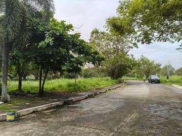 768  sqm Fariway Lot in Eagle Ridge Golf & Country Club 50% discount