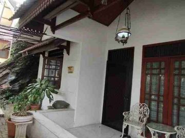 DIJUAL RUMAH DIPASAR MINGGU JAKARTA SELATAN