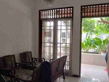 DIJUAL RUMAH DIPASAR MINGGU JAKARTA SELATAN