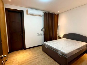 For Rent: Fully-furnished 4 Bedroom with own bathroom each, M Residences, Acacia Estates, Taguig