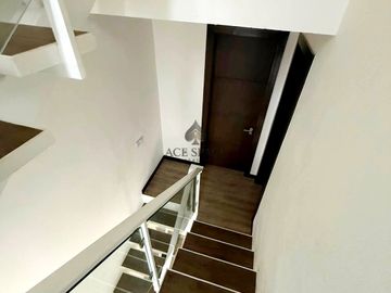 For Rent: Fully-furnished 4 Bedroom with own bathroom each, M Residences, Acacia Estates, Taguig