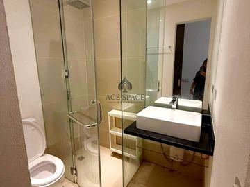 For Rent: Fully-furnished 4 Bedroom with own bathroom each, M Residences, Acacia Estates, Taguig