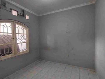 DISEWAKAN RUMAH METLAND PURI