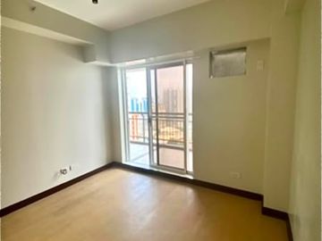 2 bedroom condominium unit in Sheridan Towers for rent