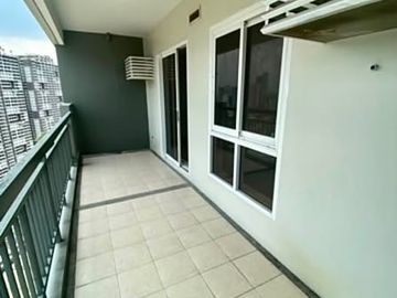 2 bedroom condominium unit in Sheridan Towers for rent