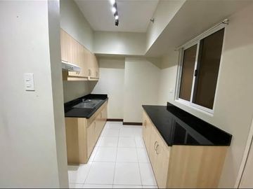 2 bedroom condominium unit in Sheridan Towers for rent