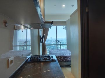 Apartemen Puri Mansion Disewakan Tipe Studio Favorit 21 m2 Kondisi Furnish Interior Estetik Senada Harga Termurah 25 Juta/Tahun