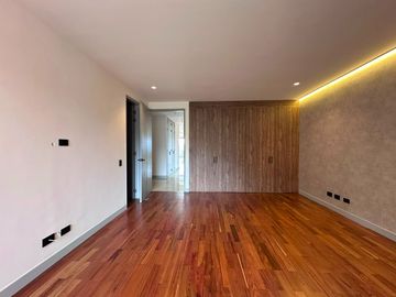 Apartamento en Arriendo en La Calera, Poblado Medellín Antioquia