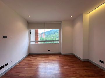 Apartamento en Arriendo en La Calera, Poblado Medellín Antioquia