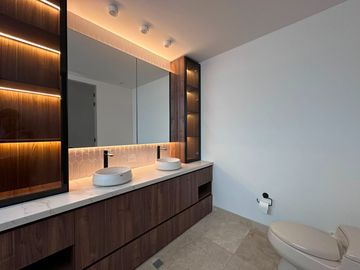 Apartamento en Arriendo en La Calera, Poblado Medellín Antioquia