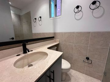 Apartamento en Arriendo en La Calera, Poblado Medellín Antioquia